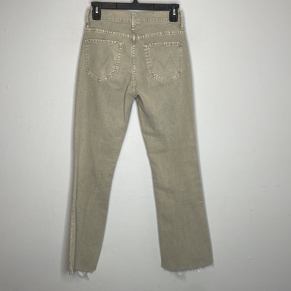 MOTHER | The Insider Ankle Frey Jeans in Chalk It Up - Picture 7 of 10